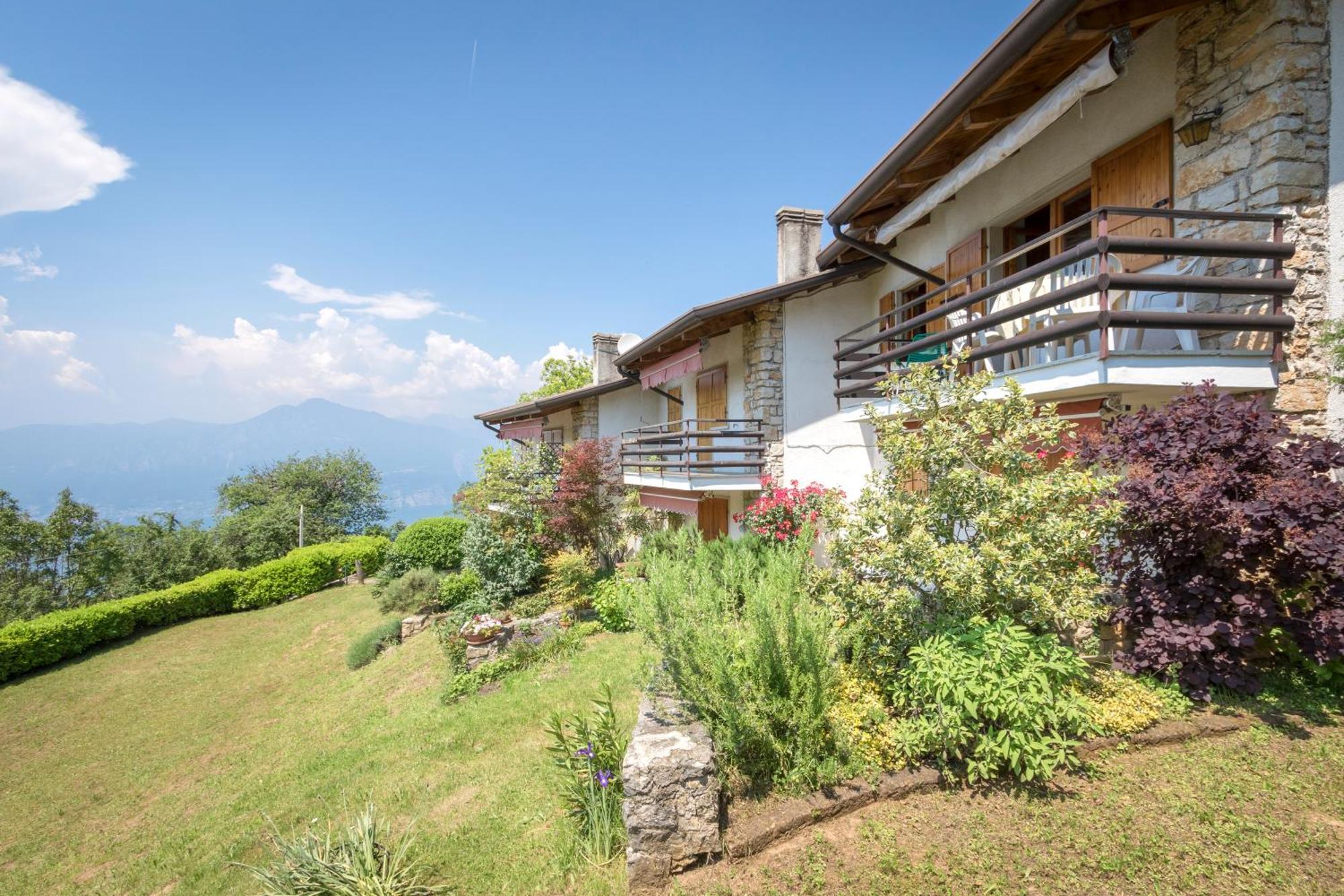 דירות סן זנו די מונטניה Casa Bella Vista Mit Balkon מראה חיצוני תמונה